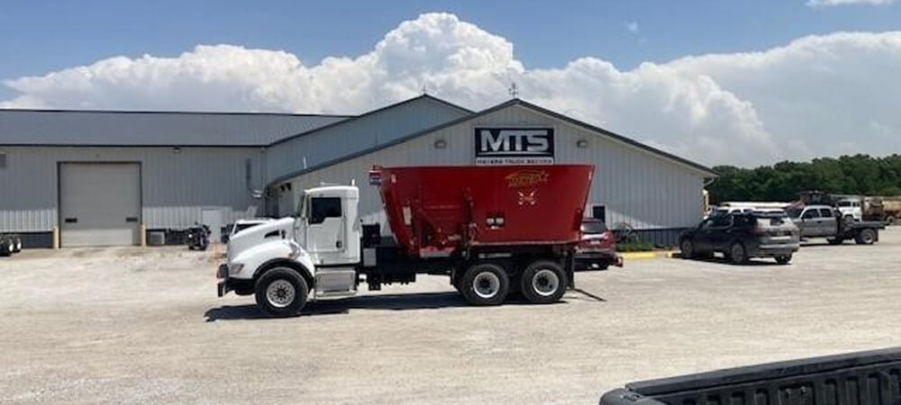 Semi Truck with Reefer Trailer